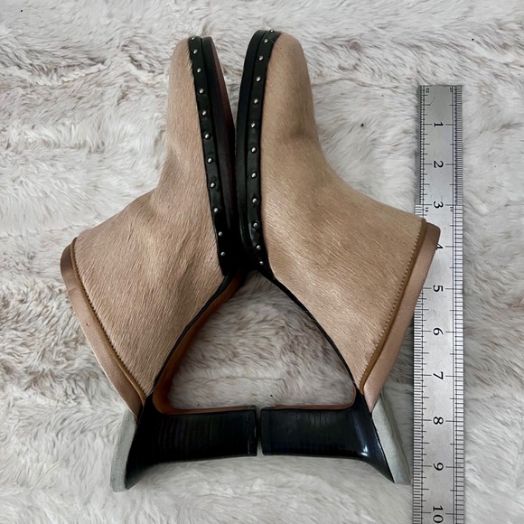 Cole Haan Tan Fur Studded closed Toe Block Heel Mule Sandals Women's Size 7.5AA - Picture 8 of 13